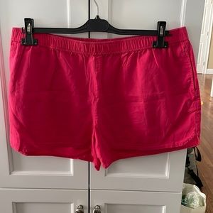 Vineyard Vines elastic waist shorts